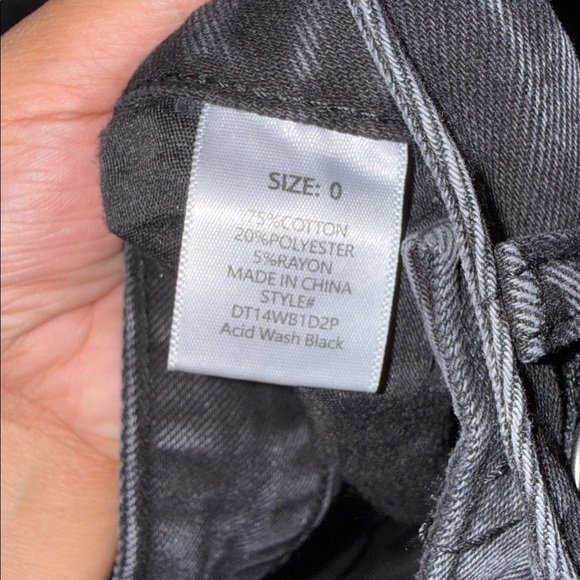 Acid Wash Cargo Jeans - Picture 6 of 6